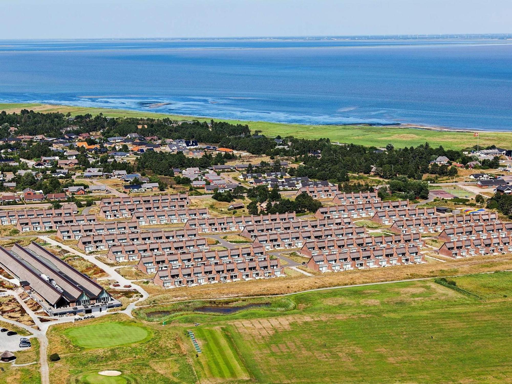 4 Person Holiday Home On A Holiday Park In R M Sønderby エクステリア 写真